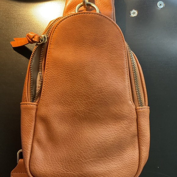 Anthropologie Urban Originals Tan Crossbody Bag Vegan Leather Boho Chic - Picture 4 of 7